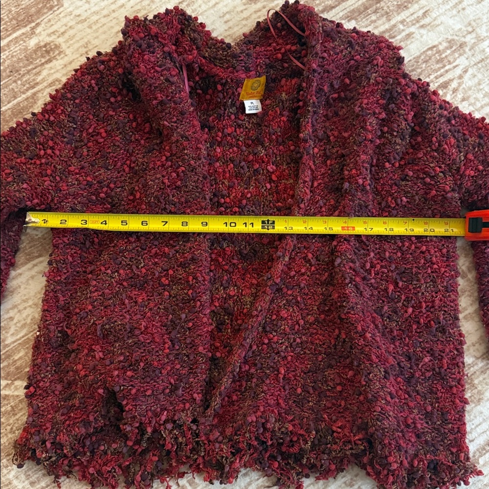 Cozy Red Ruby Rd Petite Large Sweater - Picture 3 of 7